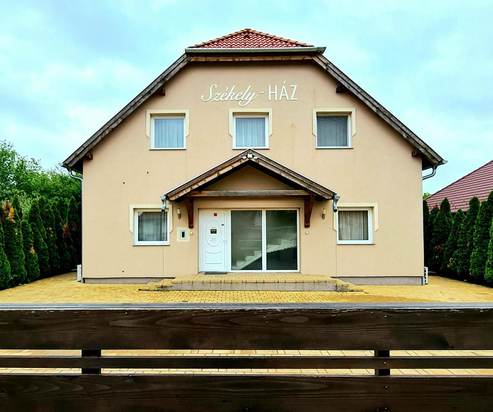 Szekely Haz Apartment *